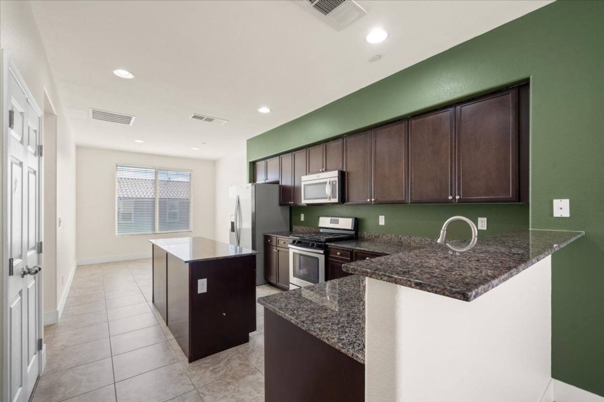 House for rent at 4563 Townwall St, Las Vegas, NV 89115