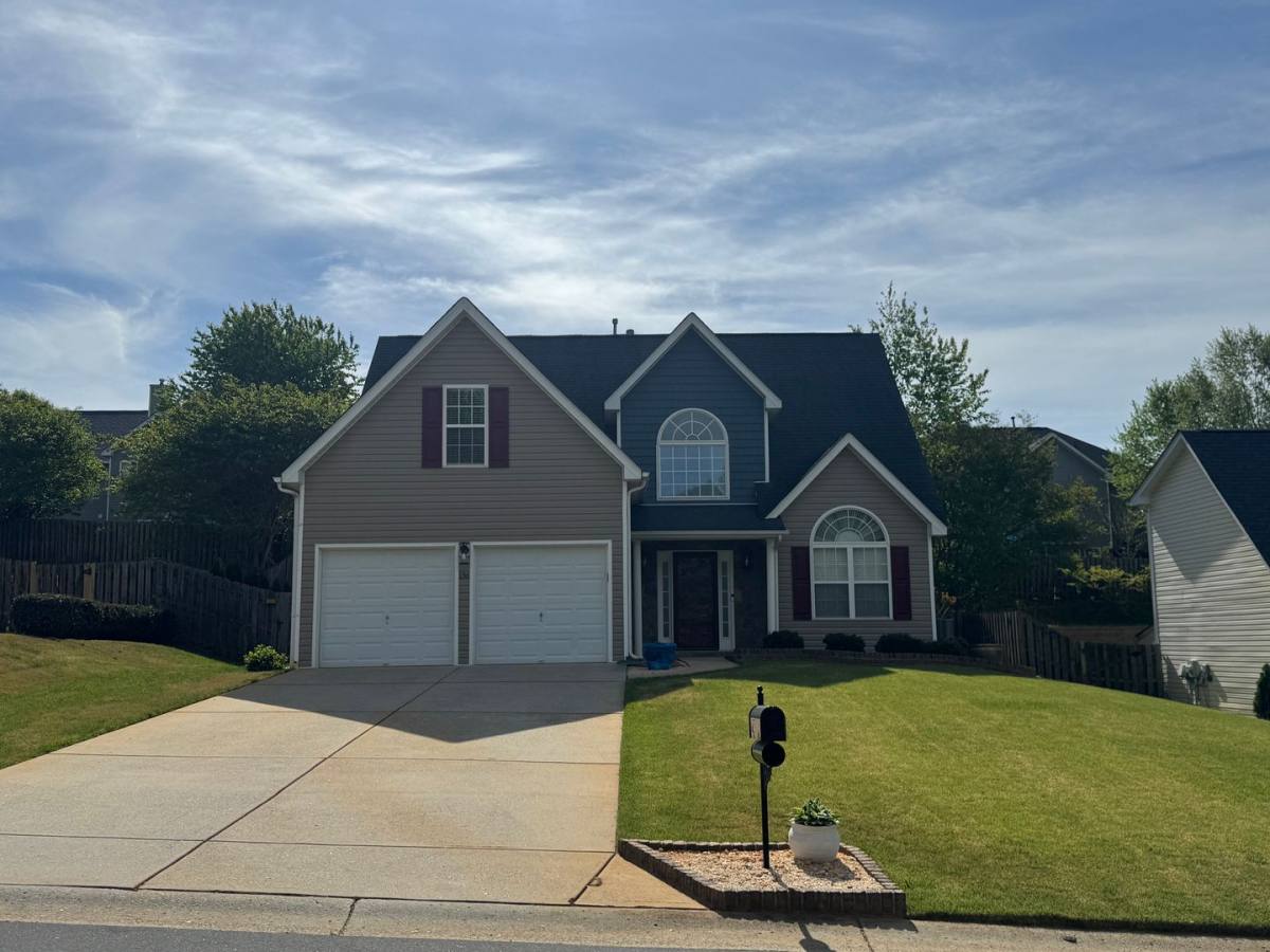 House for rent at 136 Madelia Place, Mooresville, NC 28115