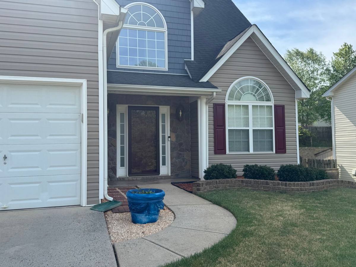 House for rent at 136 Madelia Place, Mooresville, NC 28115
