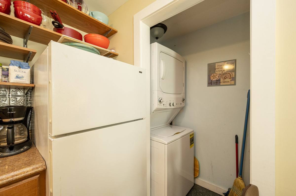 Apartment for rent at 415 Julia-Back, Key West, FL 33040