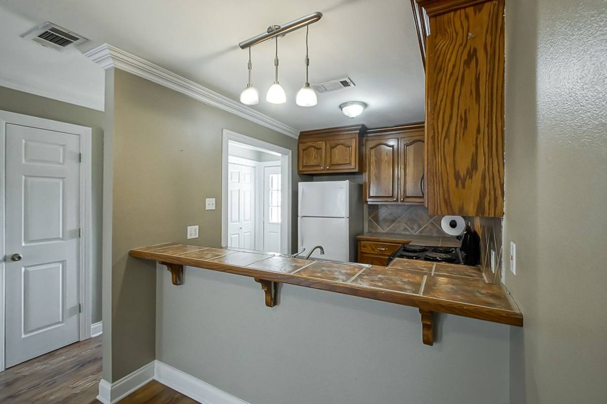 Townhouse for rent at 13080 Burgess Ave, Walker, LA 70785