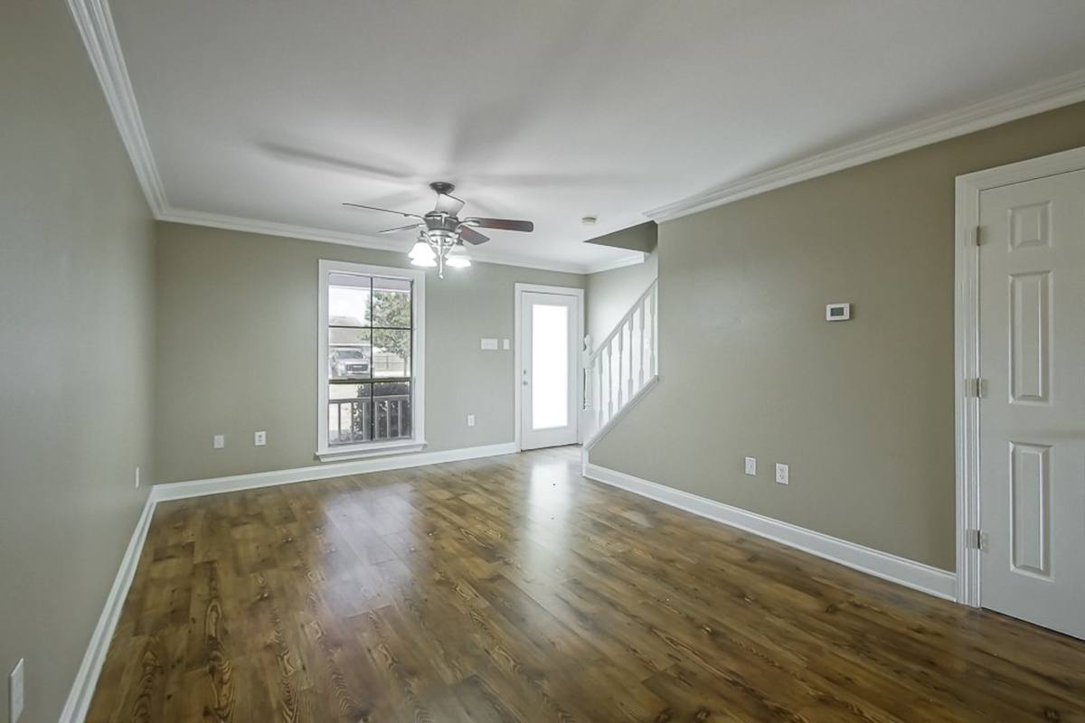 Townhouse for rent at 13080 Burgess Ave, Walker, LA 70785