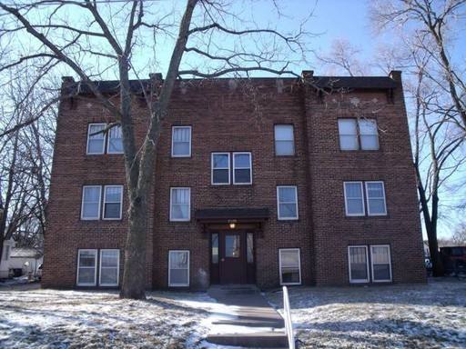 Apartment for rent at 2930 5th Ave, Rock Island, IL 61201