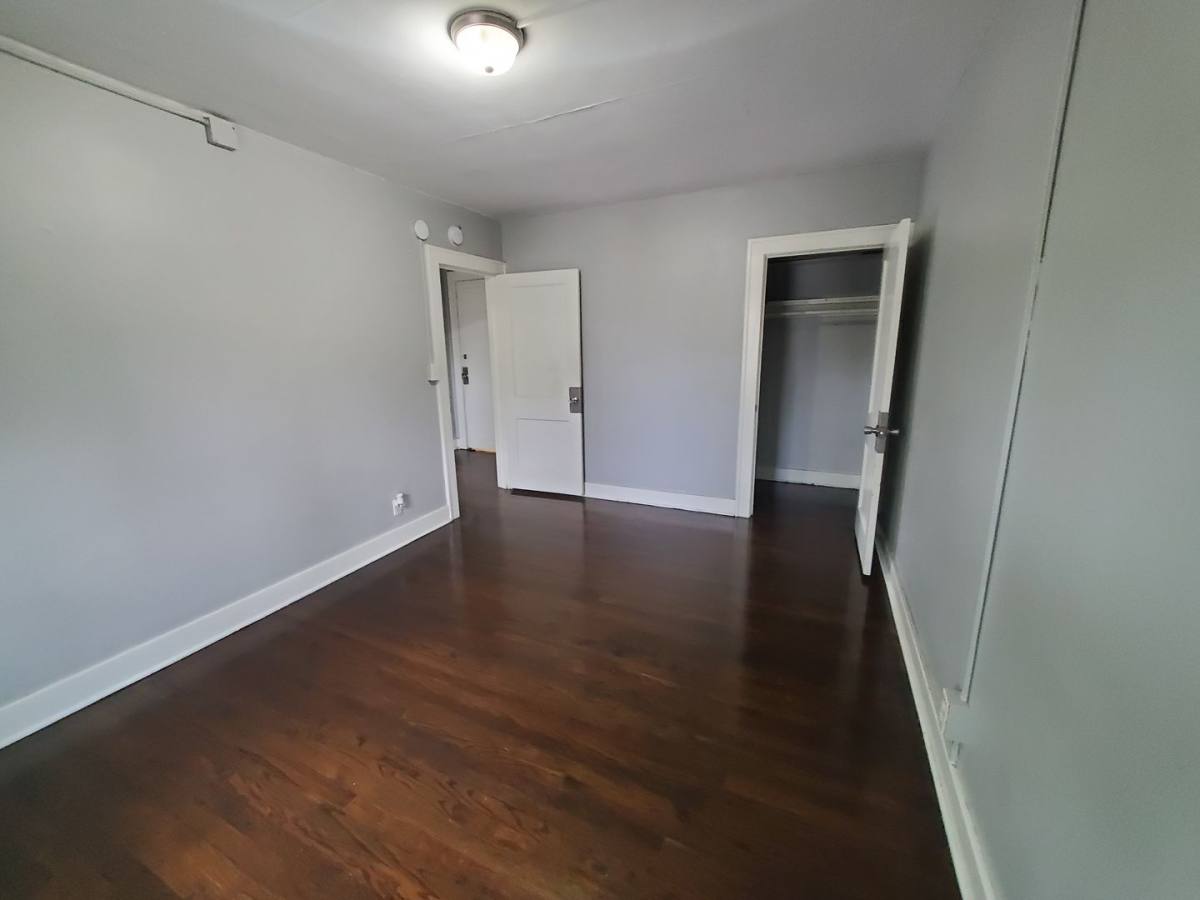 Apartment for rent at 2930 5th Ave, Rock Island, IL 61201