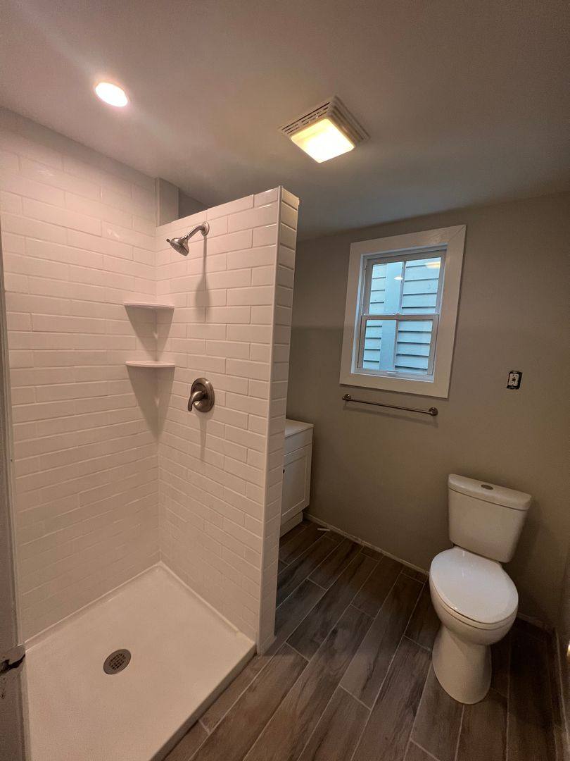 House for rent at 405 E Duffy St, Savannah, GA 31401