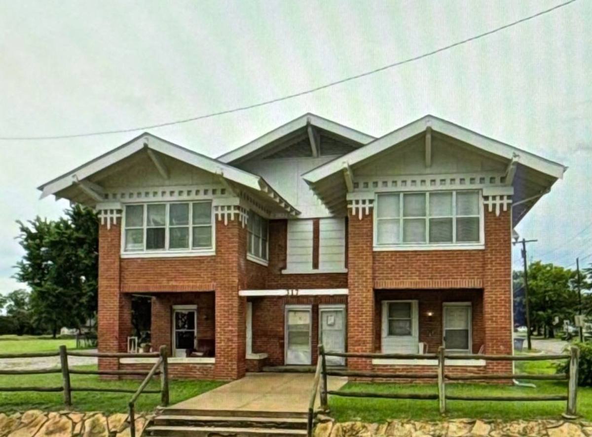 Apartment for rent at 317 A St NW, Ardmore, OK 73401