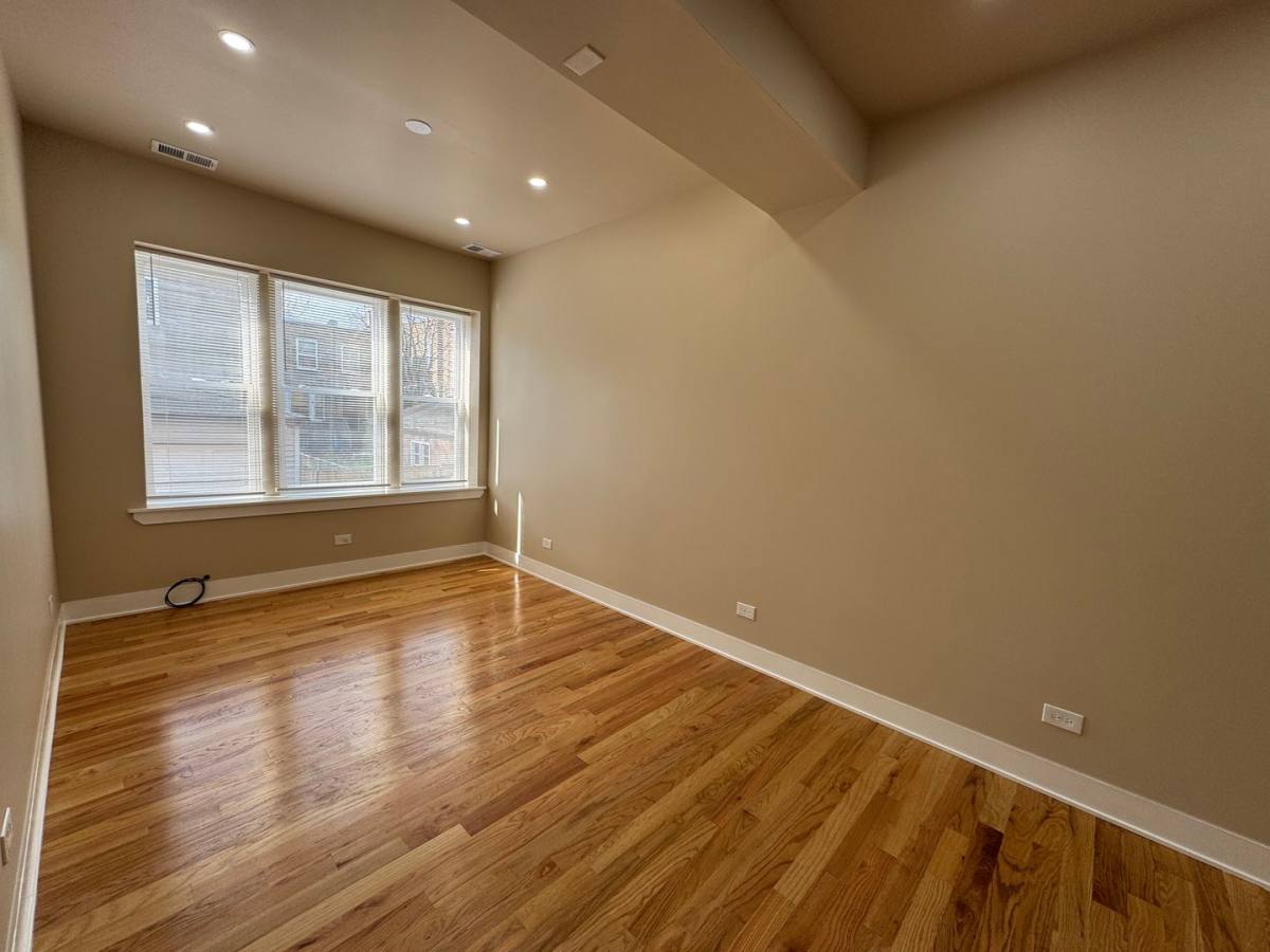 Apartment for rent at 6341-43 S Elizabeth, Chicago, IL 60636