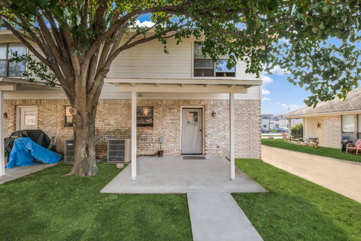 House for rent at 3309 Fallmeadow St, Denton, TX 76207