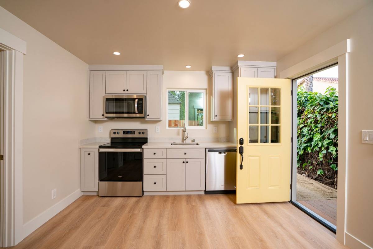 Apartment for rent at 1118 Lincoln Court, San Jose, CA 95125