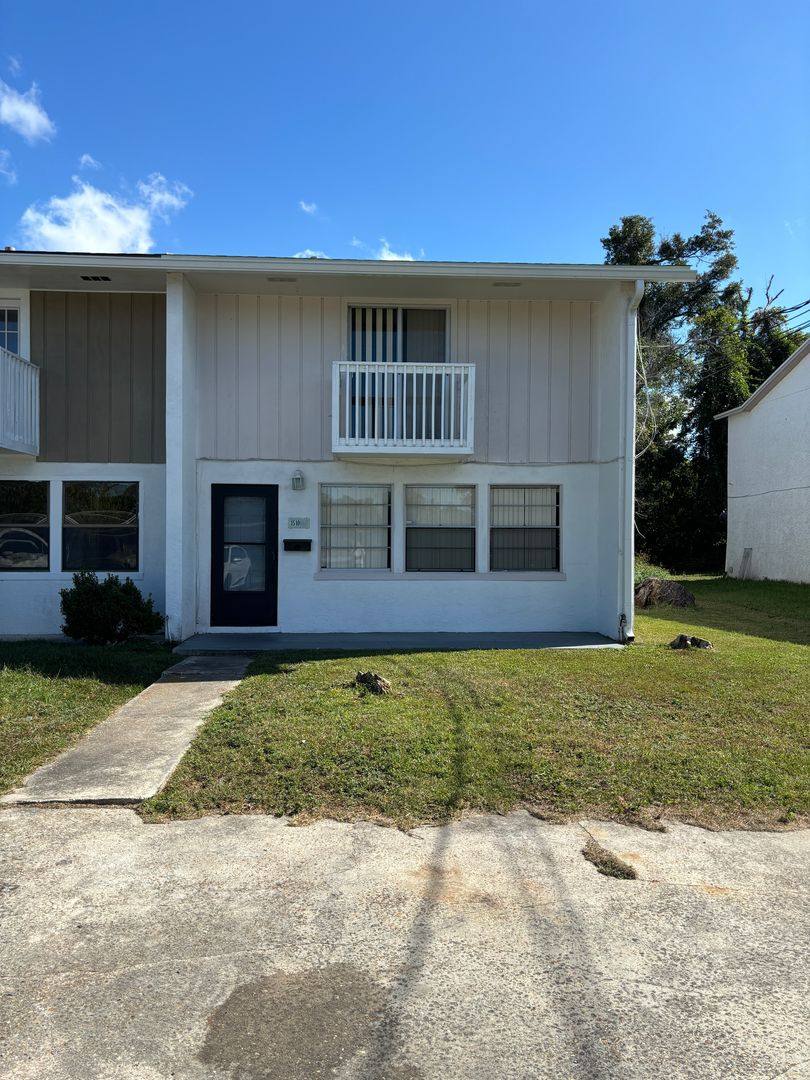 Townhouse for rent at 1510 Clay Ave, Panama City, FL 32405