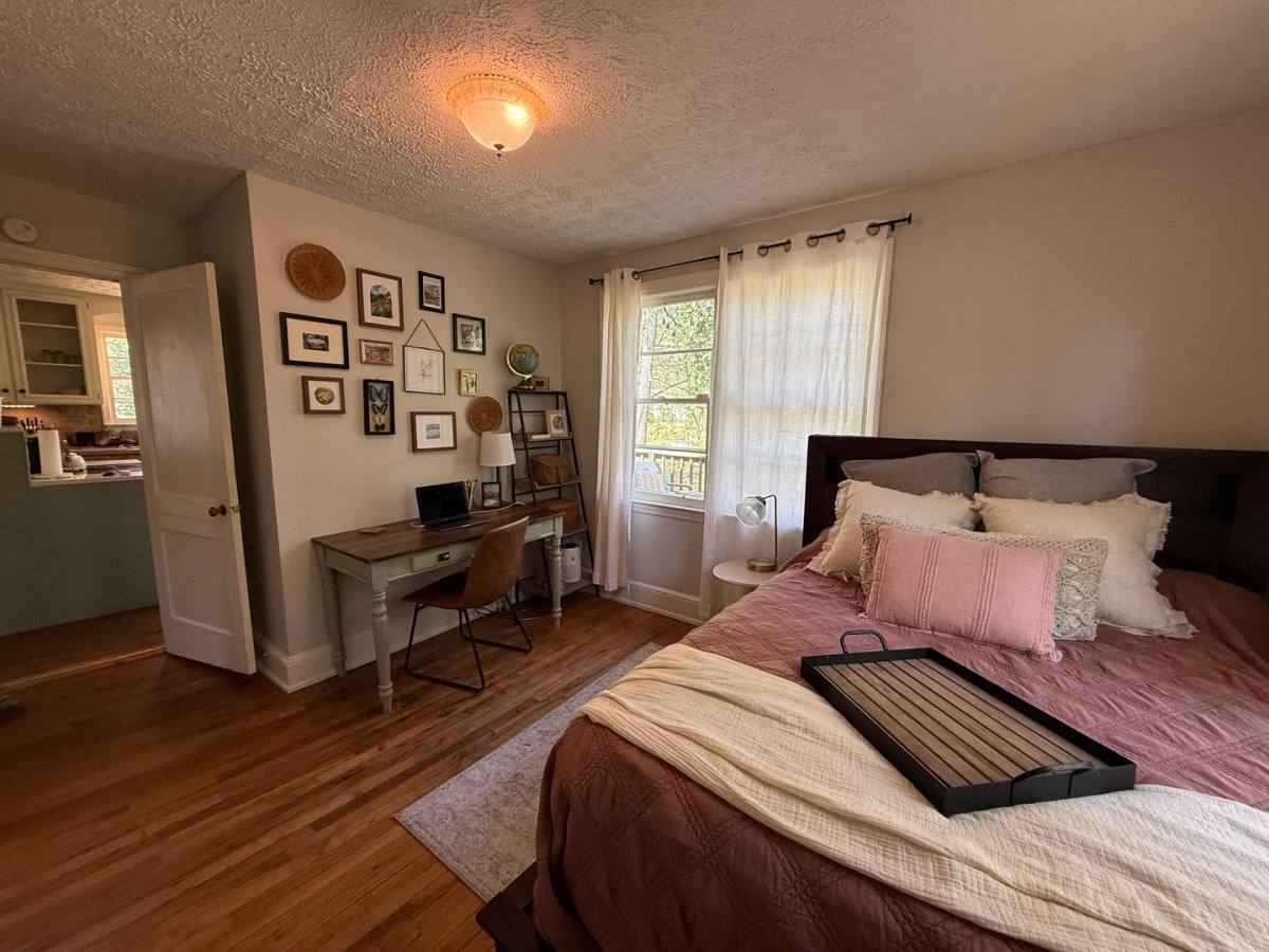 House for rent at 199 Mimosa Dr, Athens, GA 30605