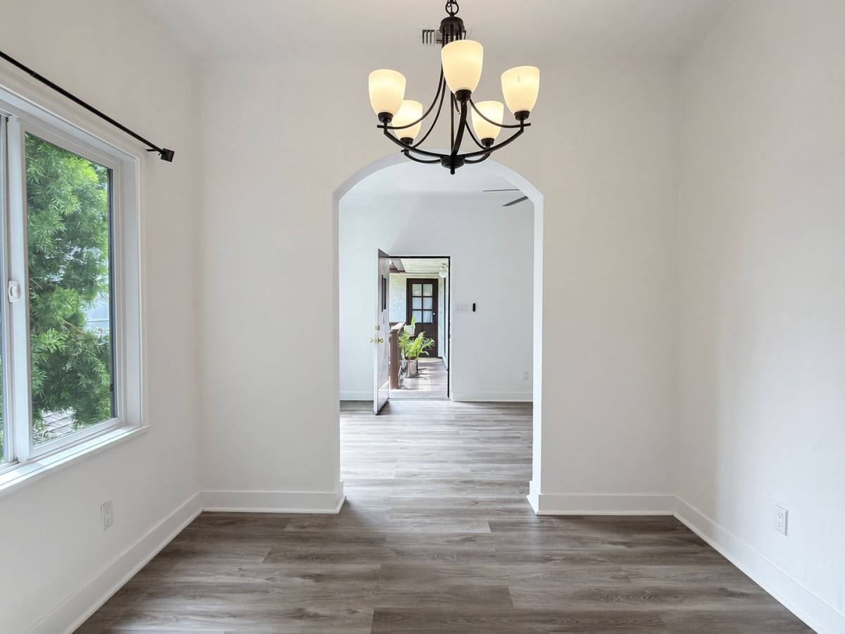 Apartment for rent at 3325 E 2nd St, Long Beach, CA 90803