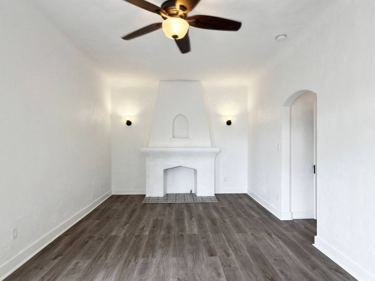 Apartment for rent at 3325 E 2nd St, Long Beach, CA 90803