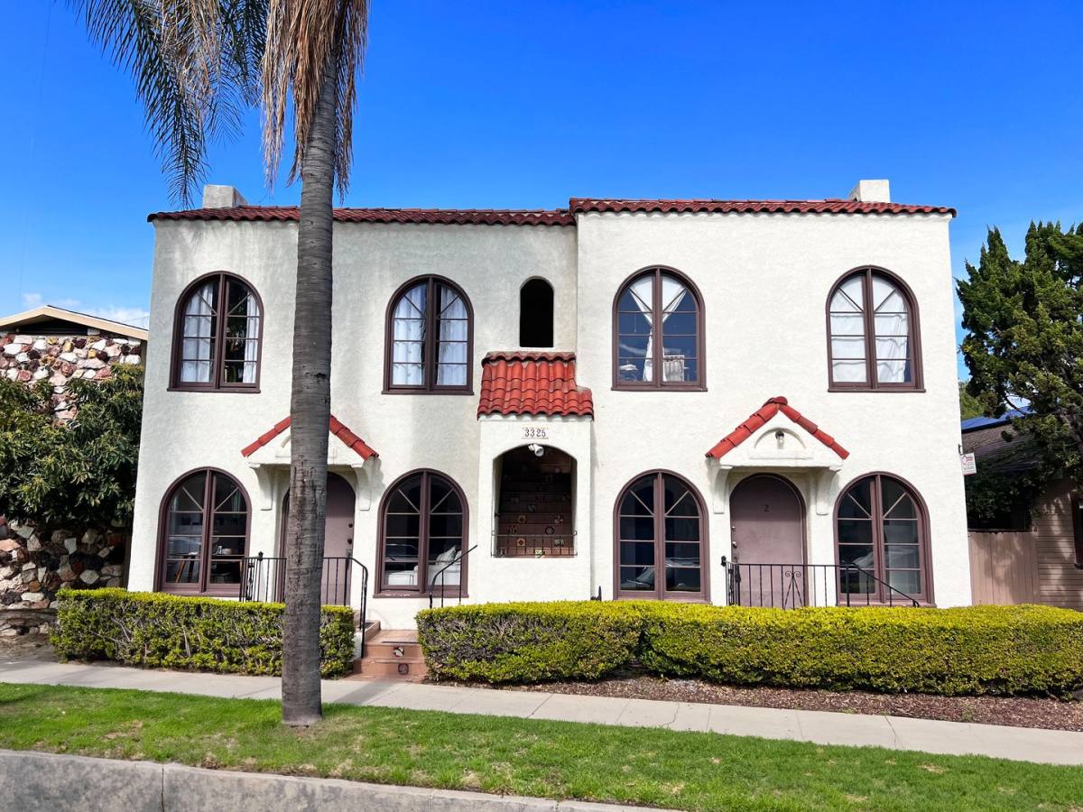 Apartment for rent at 3325 E 2nd St, Long Beach, CA 90803