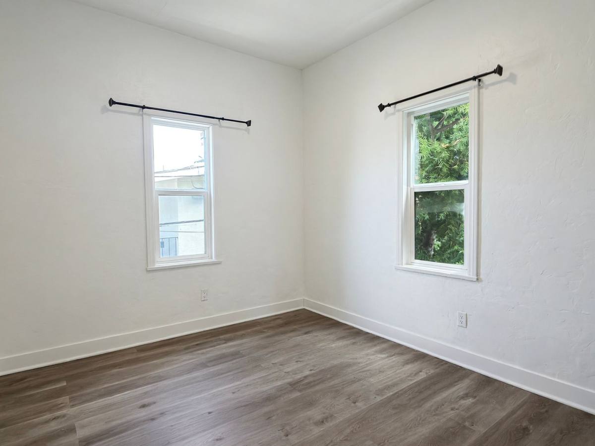 Apartment for rent at 3325 E 2nd St, Long Beach, CA 90803