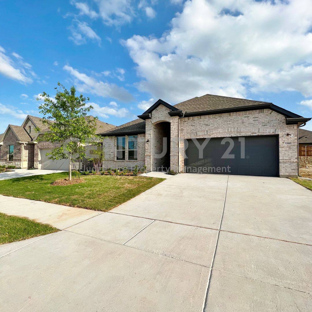 House for rent at 1310 Sundance Lane, Justin, TX 76247