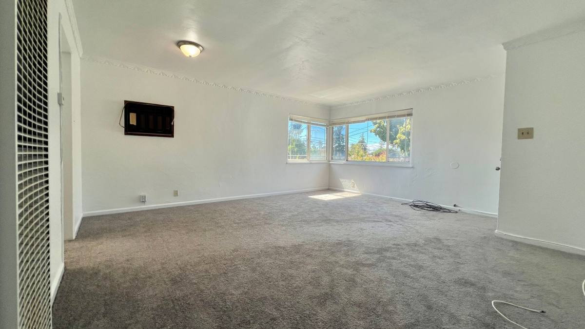 House for rent at 4350 Fleming Ave, Oakland, CA 94619