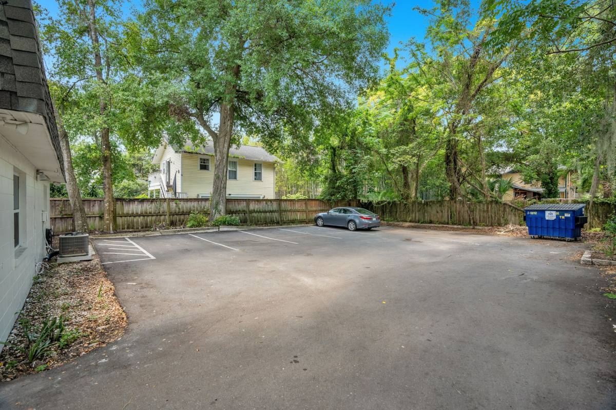 Apartment for rent at 526 S Eola Dr, Orlando, FL 32801