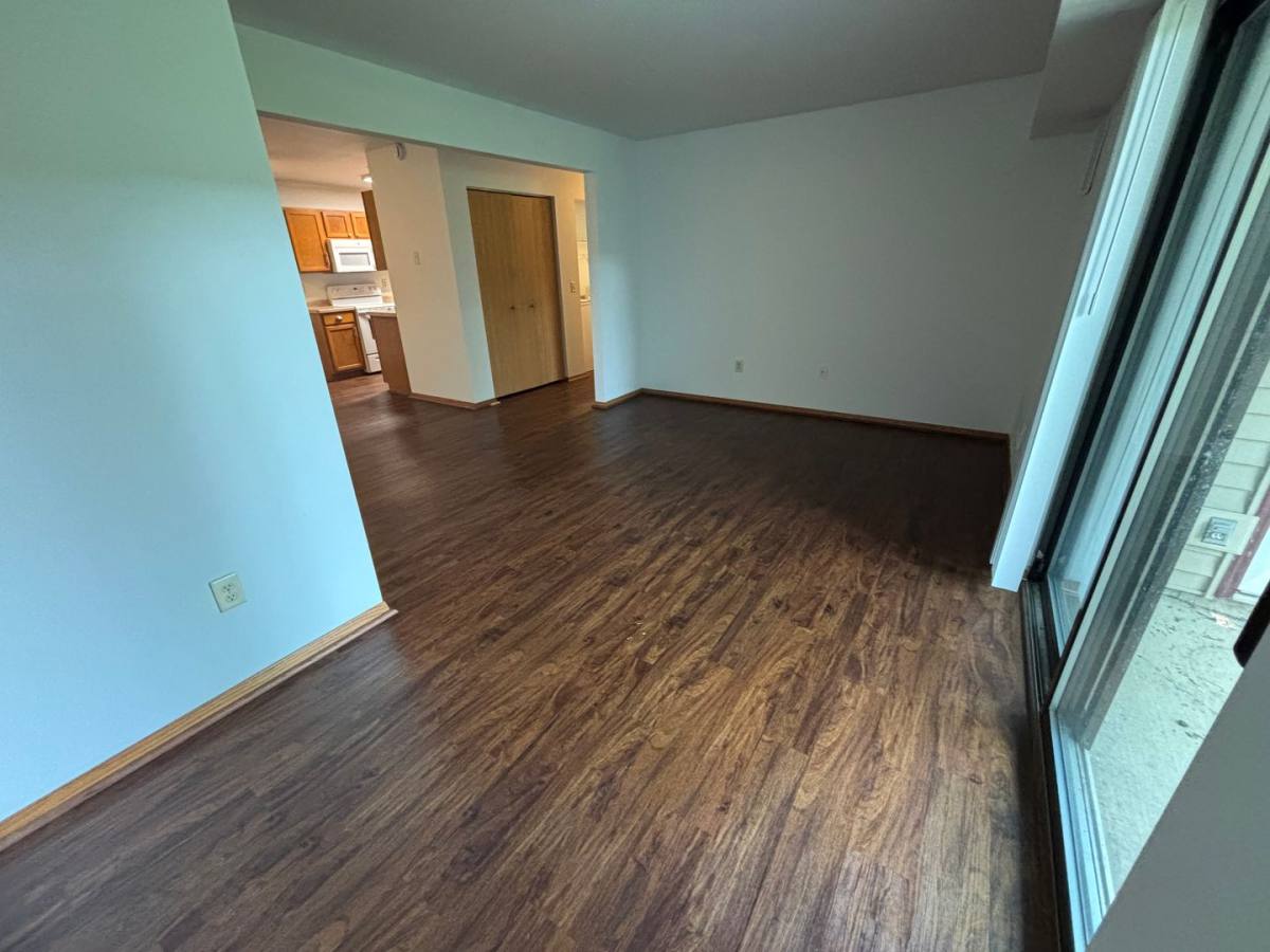 Apartment for rent at 31-35 Hart Rd, Sun Prairie, WI 53590