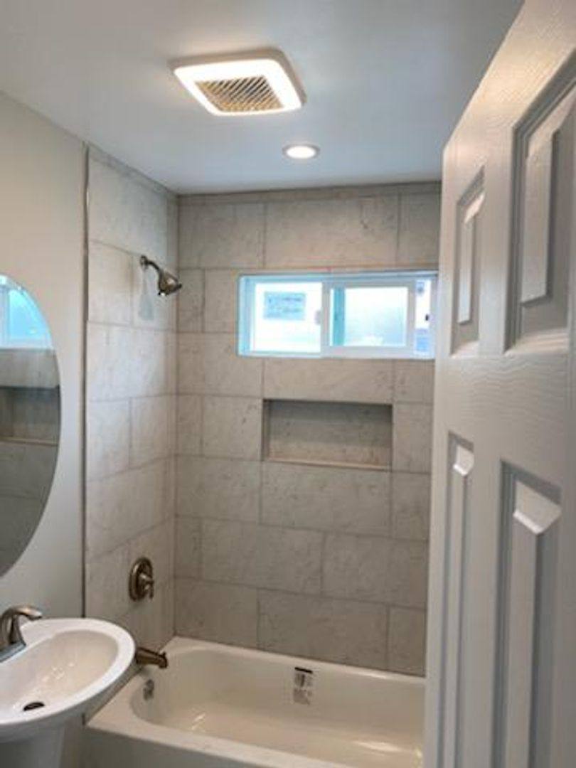 Apartment for rent at 1411-1413 E 53rd St, Los Angeles, CA 90011