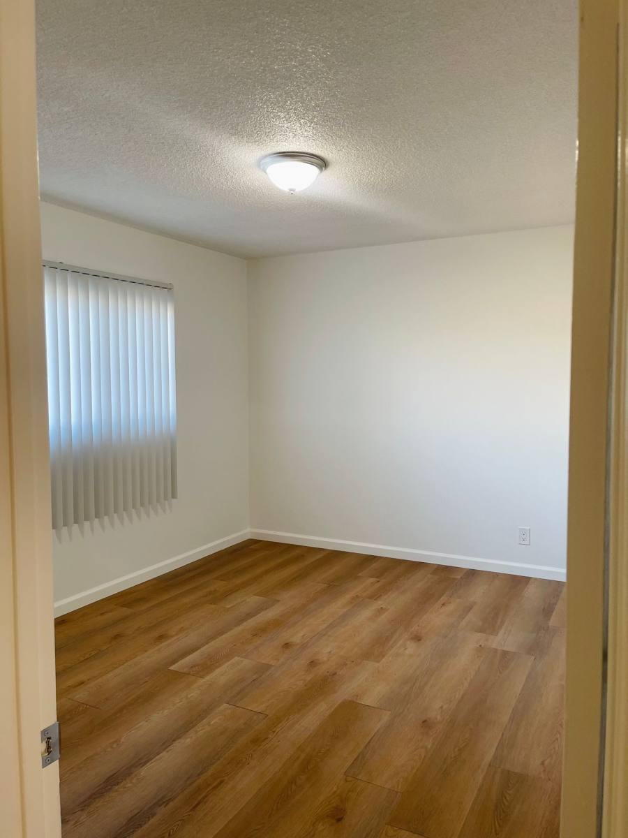 Apartment for rent at 13801 - 13817 Van Ness Ave, Gardena, CA 90249