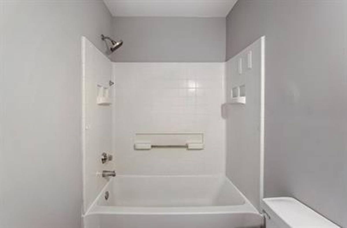 Townhouse for rent at 3821 Mosscroft Lane, Charlotte, NC 28215