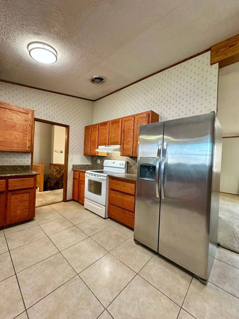 House for rent at 1409 NW Portland Ave, Bend, OR 97703