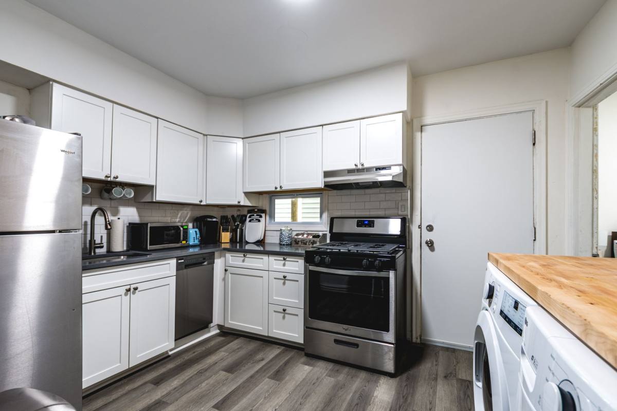 Apartment for rent at 4913 Yew St, Pittsburgh, PA 15224