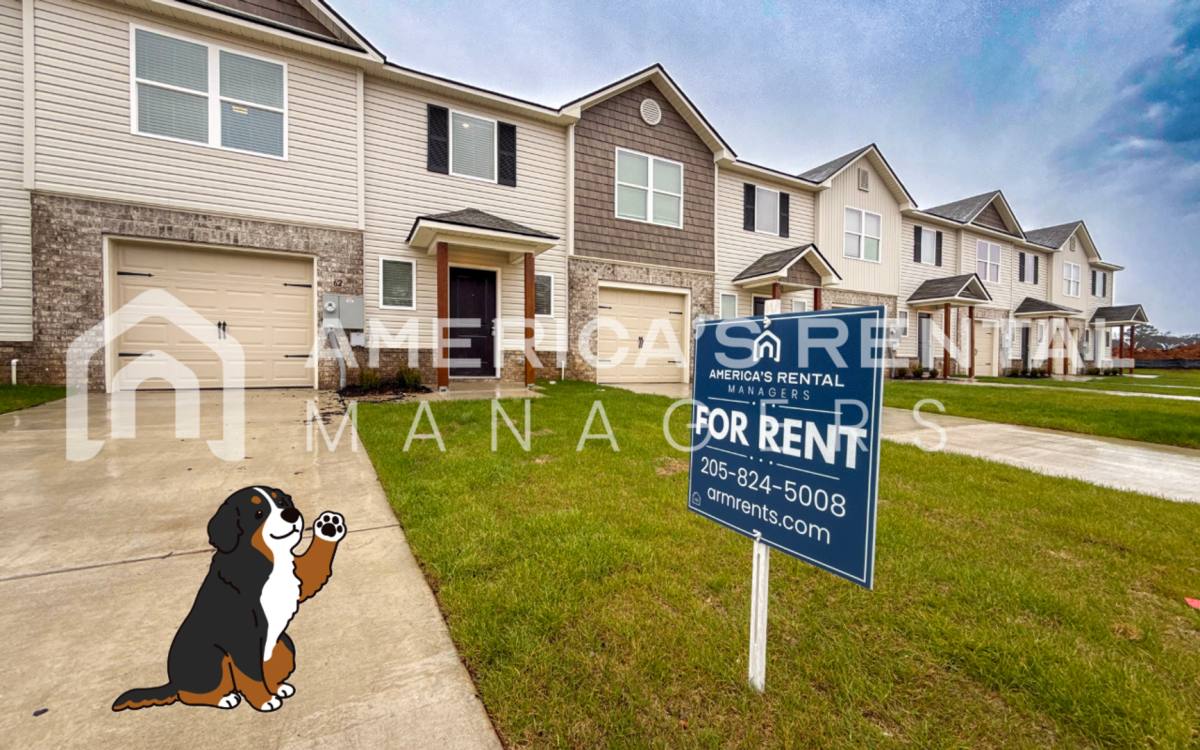 Townhouse for rent at 62 River Grass Dr, Lincoln, AL 35096