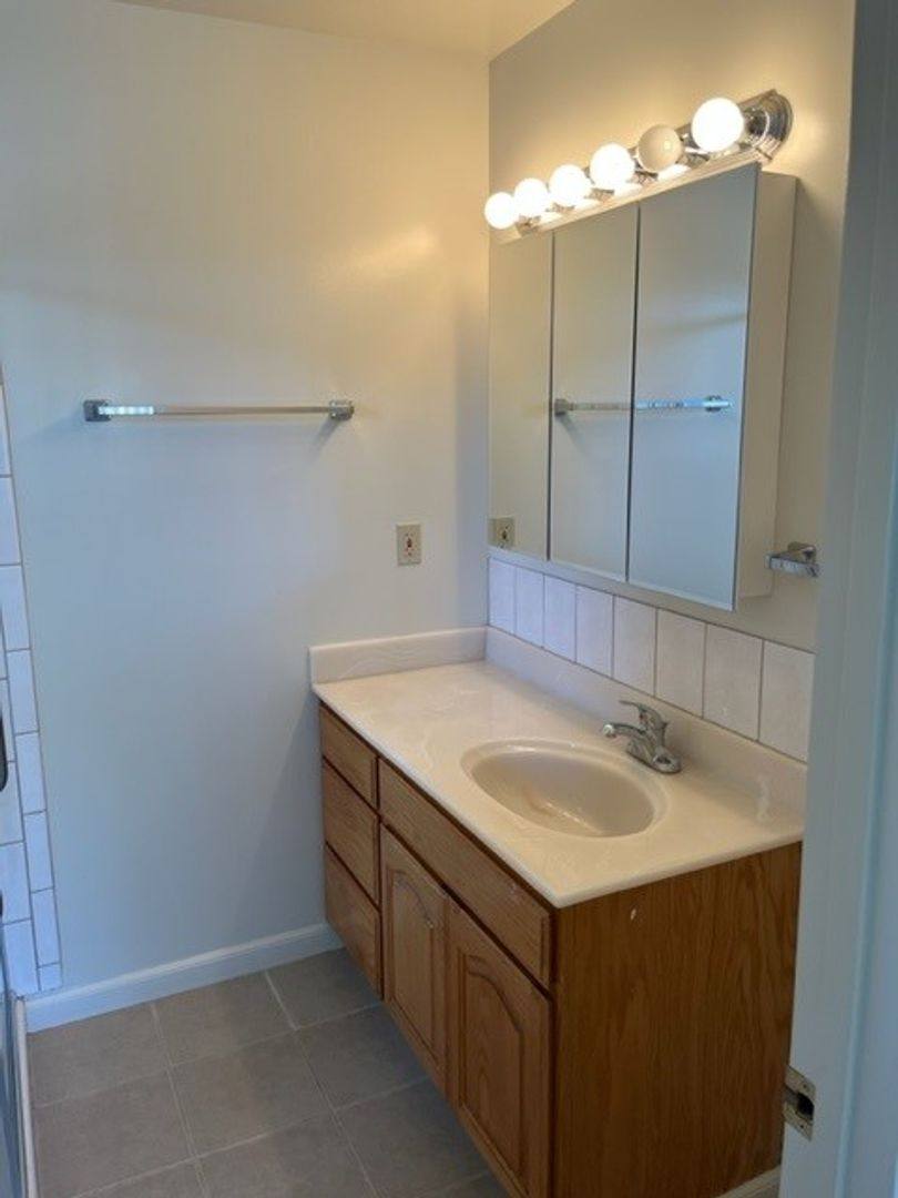 Apartment for rent at 929 Lexington Ave, El Cerrito, CA 94530