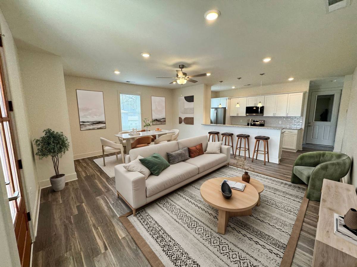 Apartment for rent at 102 Jackson Walk Plaza, Jackson, TN 38301