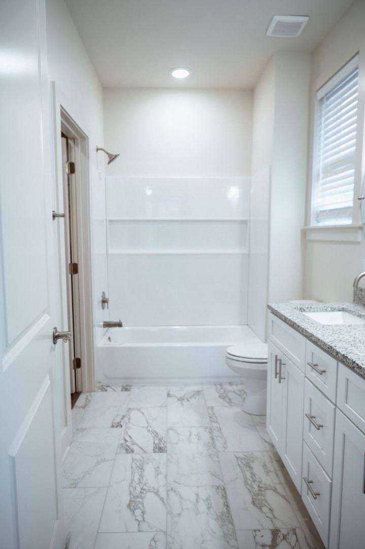 Apartment for rent at 102 Jackson Walk Plaza, Jackson, TN 38301
