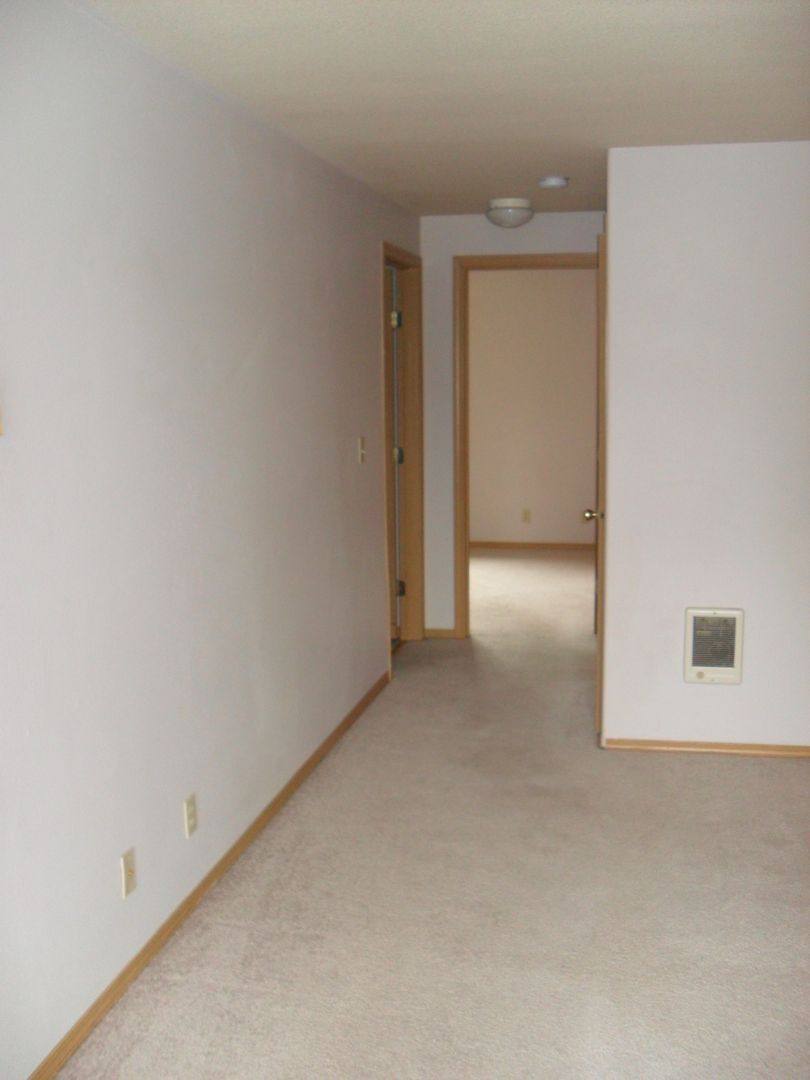 Apartment for rent at 421 NW 17th St, Redmond, OR 97756
