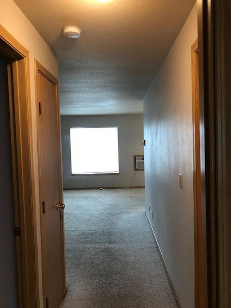 Apartment for rent at 421 NW 17th St, Redmond, OR 97756