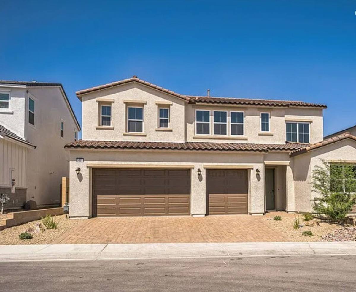 House for rent at 9031 Coastal Oaks St, Las Vegas, NV 89116