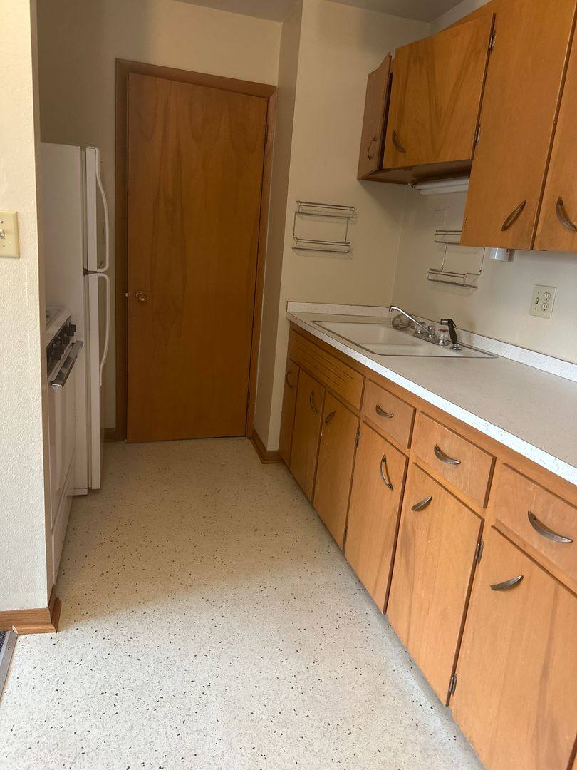 Apartment for rent at 723 7th Ave N, Fort Dodge, IA 50501