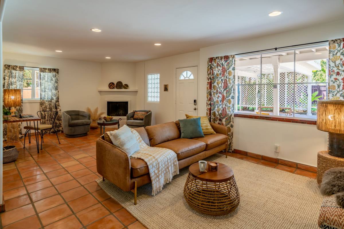 House for rent at 1312 Gutierrez #B, Santa Barbara, CA 93103