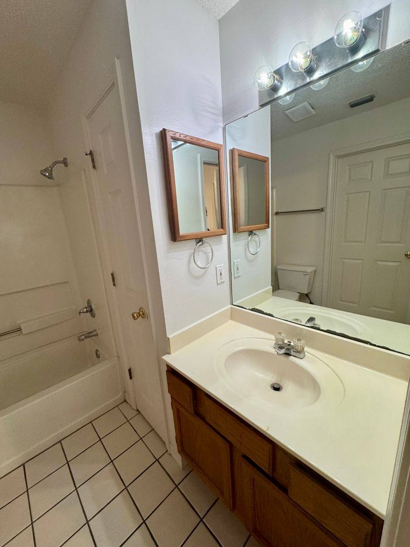 House for rent at 575 Florosa Court, Mary Esther, FL 32569
