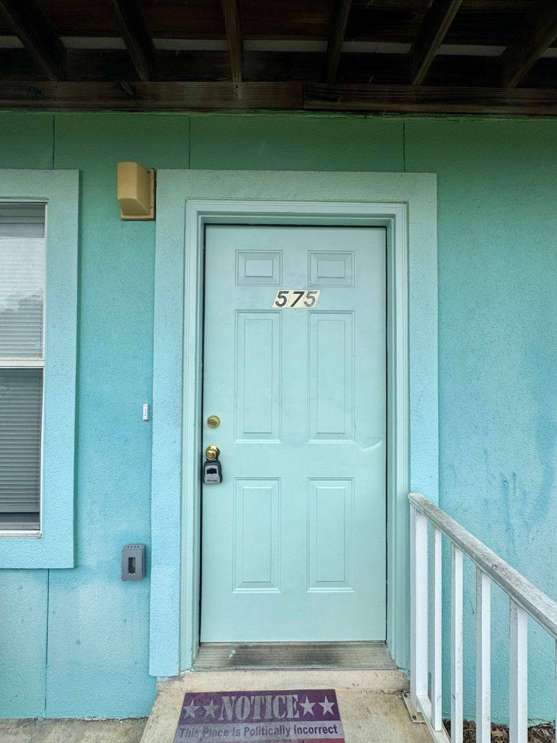 House for rent at 575 Florosa Court, Mary Esther, FL 32569