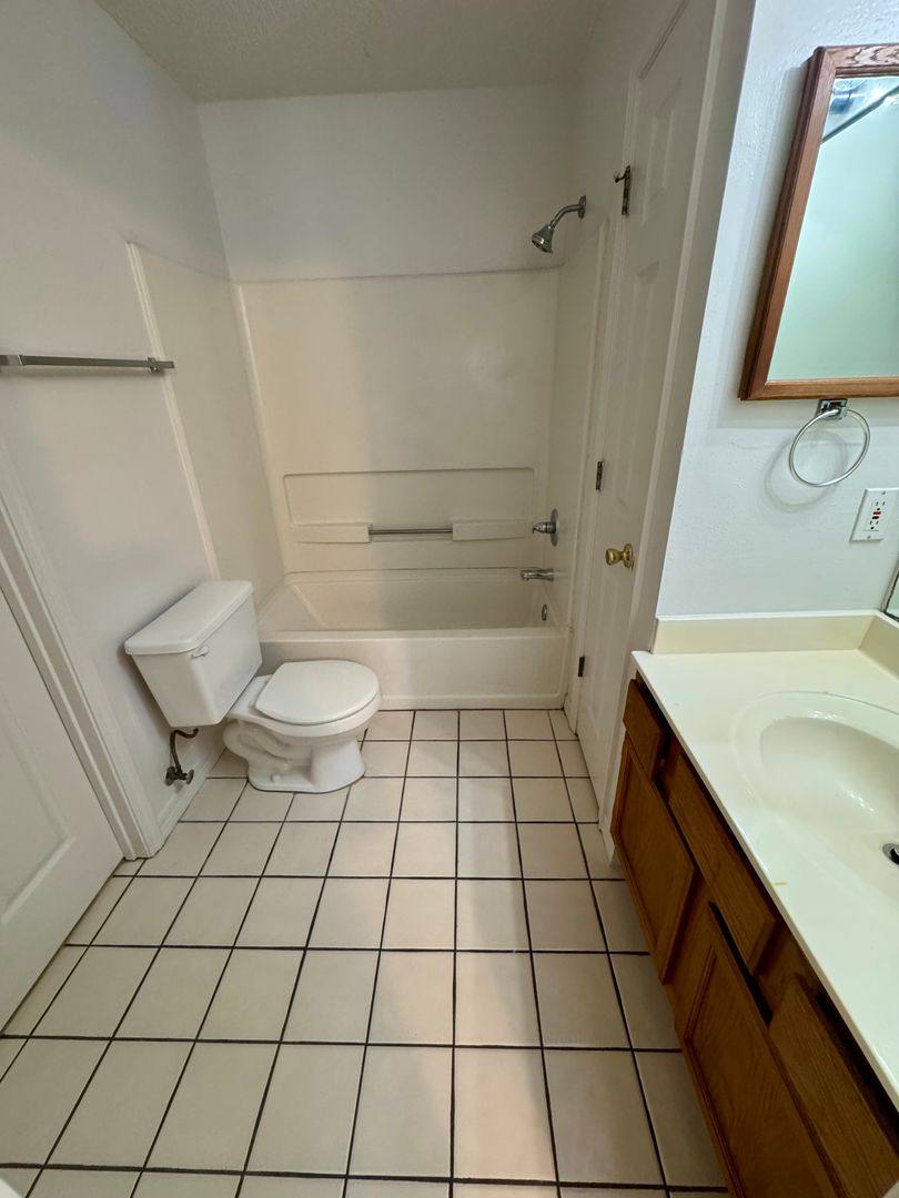 House for rent at 575 Florosa Court, Mary Esther, FL 32569
