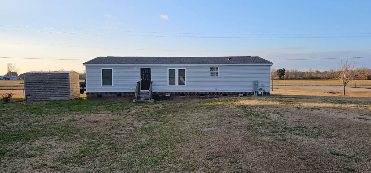 House for rent at 114 Pittman Rd, Hubert, NC 28539