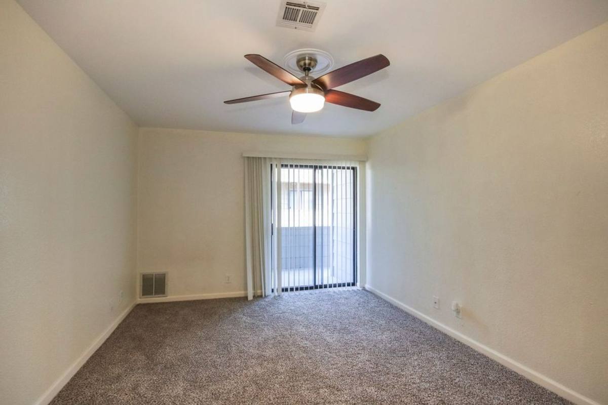 Condo for rent at 2850 E 90th St, Tulsa, OK 74137