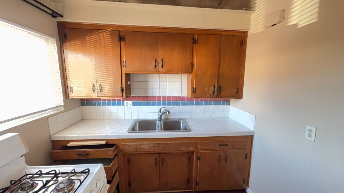 Apartment for rent at 704-708-712 N D St, Lompoc, CA 93436