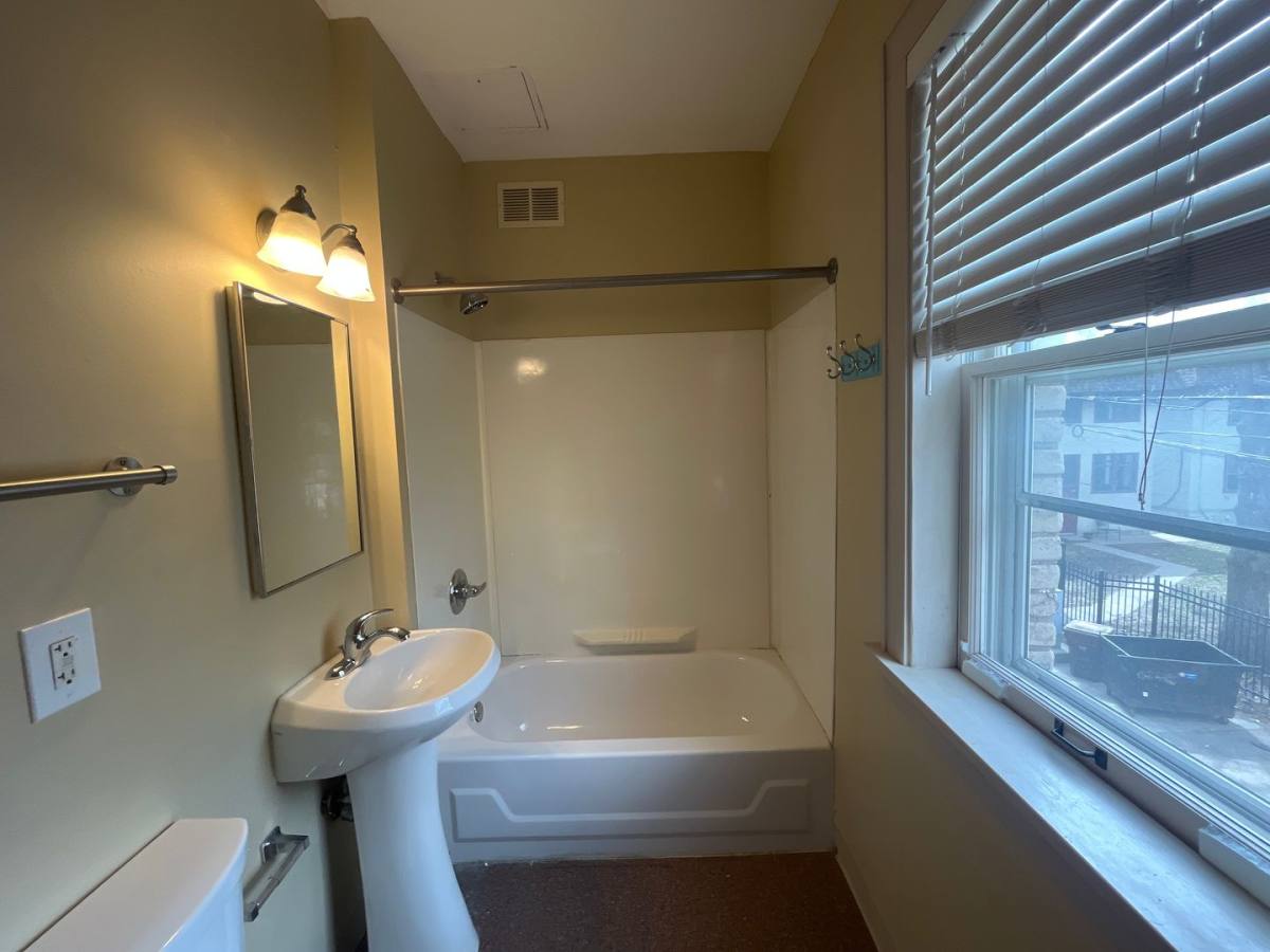 Apartment for rent at 1920 3rd Ave S, Minneapolis, MN 55404