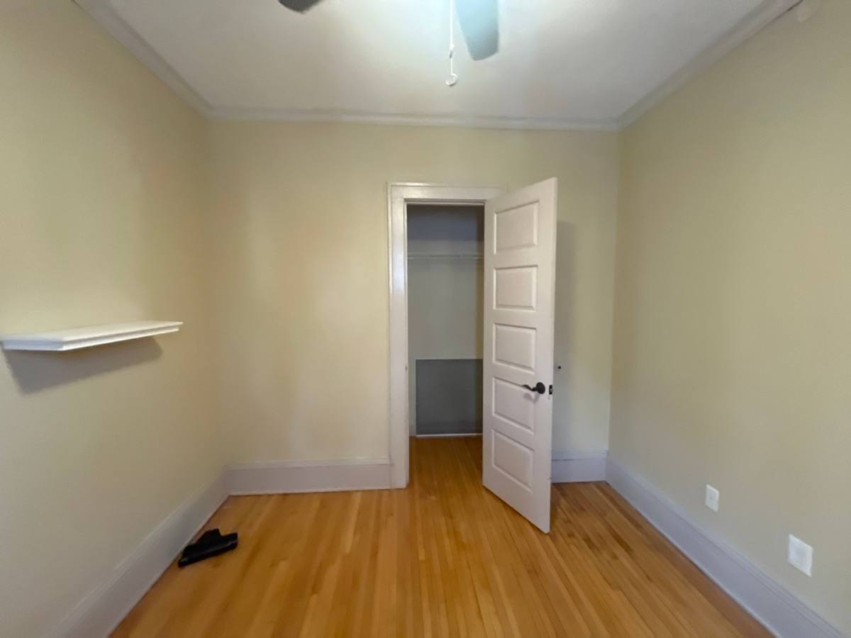 Apartment for rent at 1920 3rd Ave S, Minneapolis, MN 55404