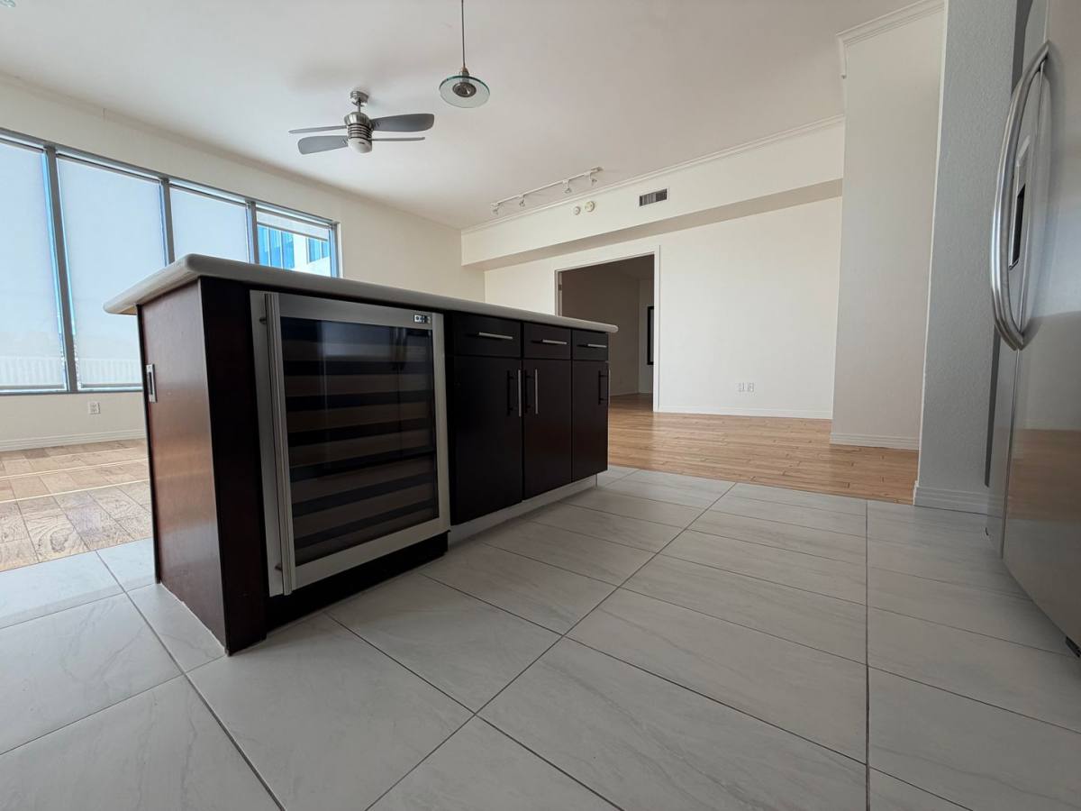 Condo for rent at 360 E Desert Inn Rd, Las Vegas, NV 89109
