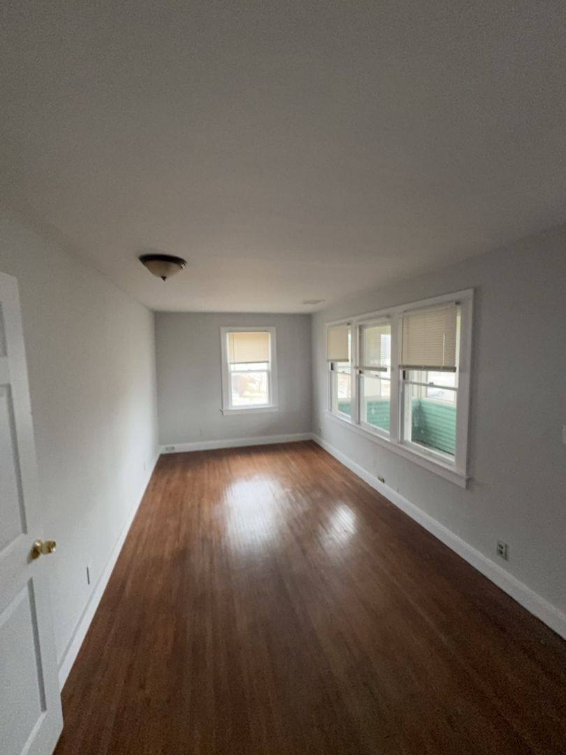 Apartment for rent at 960 W Delaware Ave, Toledo, OH 43610