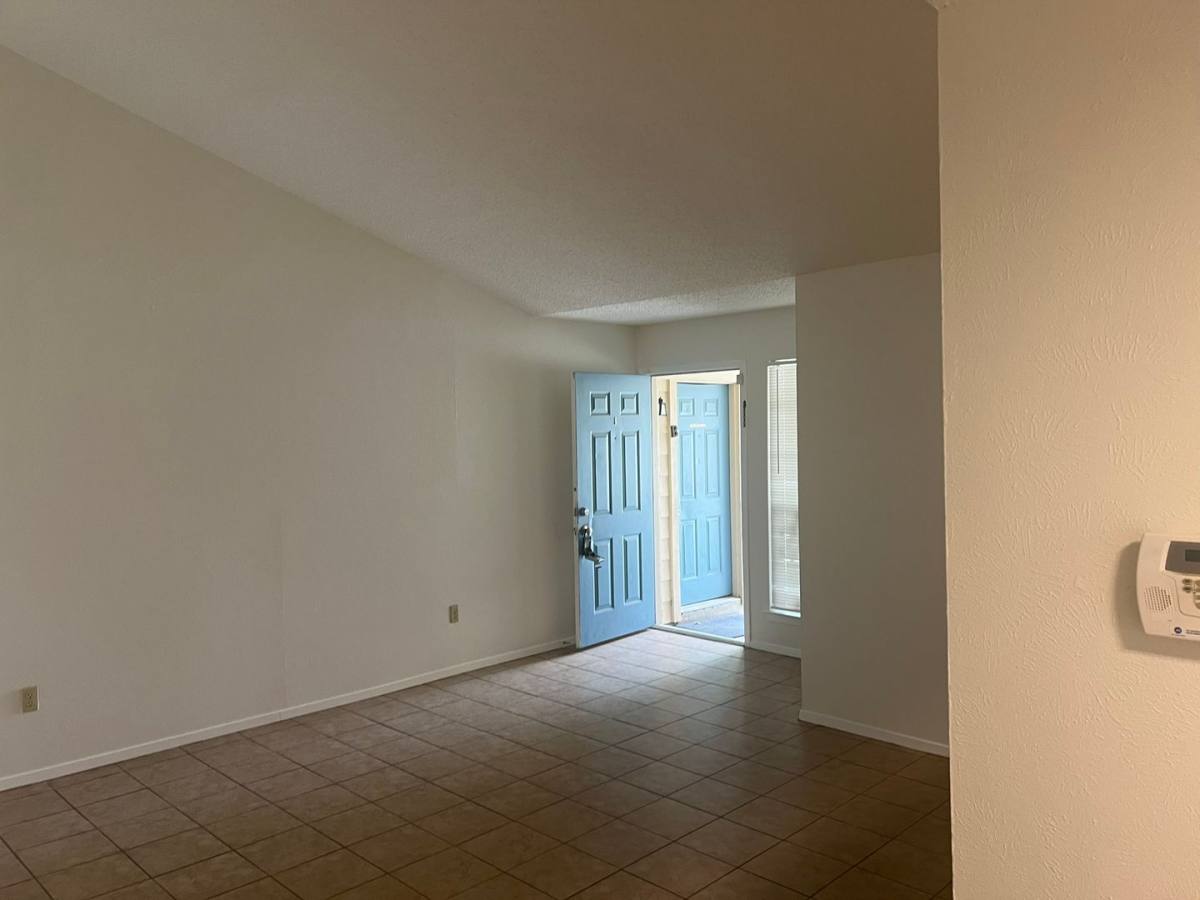 Apartment for rent at 1911 Gracy Farms Lane, Austin, TX 78758