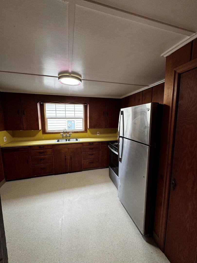 Apartment for rent at 1624 S Columbia St, Seaside, OR 97138