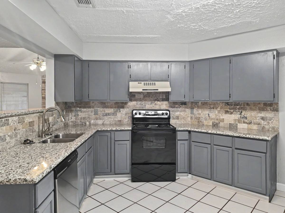 House for rent at 4211 Falcon Meadow Dr, Katy, TX 77449